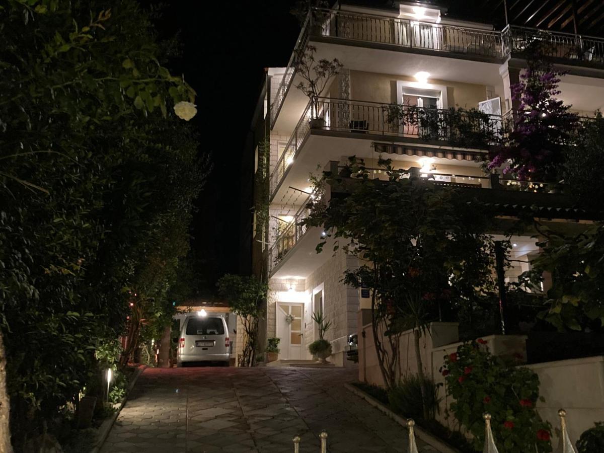 דוגי ראט Guest House Adria מראה חיצוני תמונה