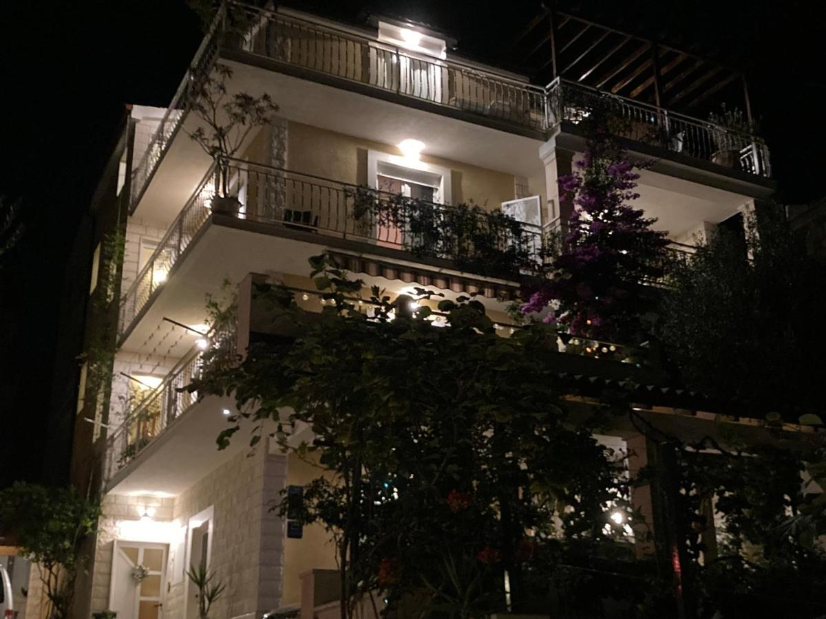 דוגי ראט Guest House Adria מראה חיצוני תמונה