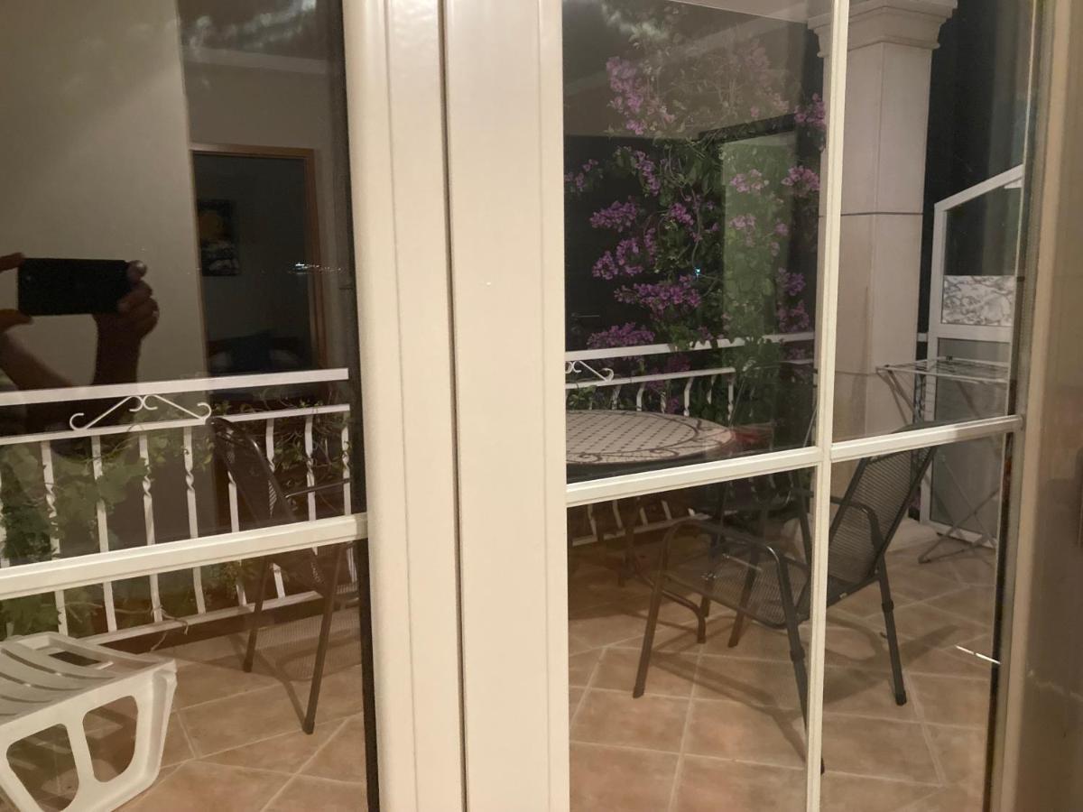 דוגי ראט Guest House Adria מראה חיצוני תמונה