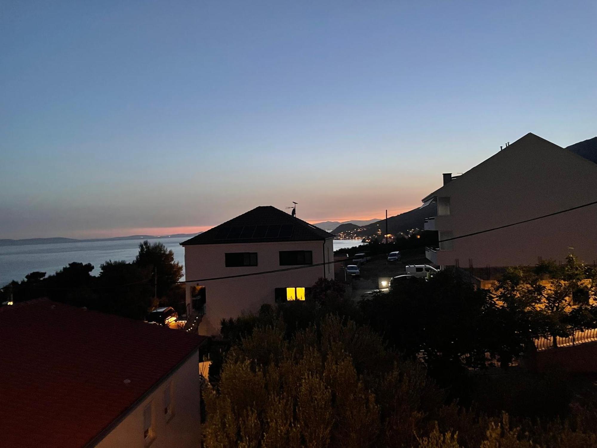 דוגי ראט Guest House Adria מראה חיצוני תמונה